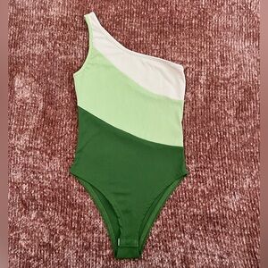 SHEIN - one shoulder strap one piece - XS - never worn - perfect condition